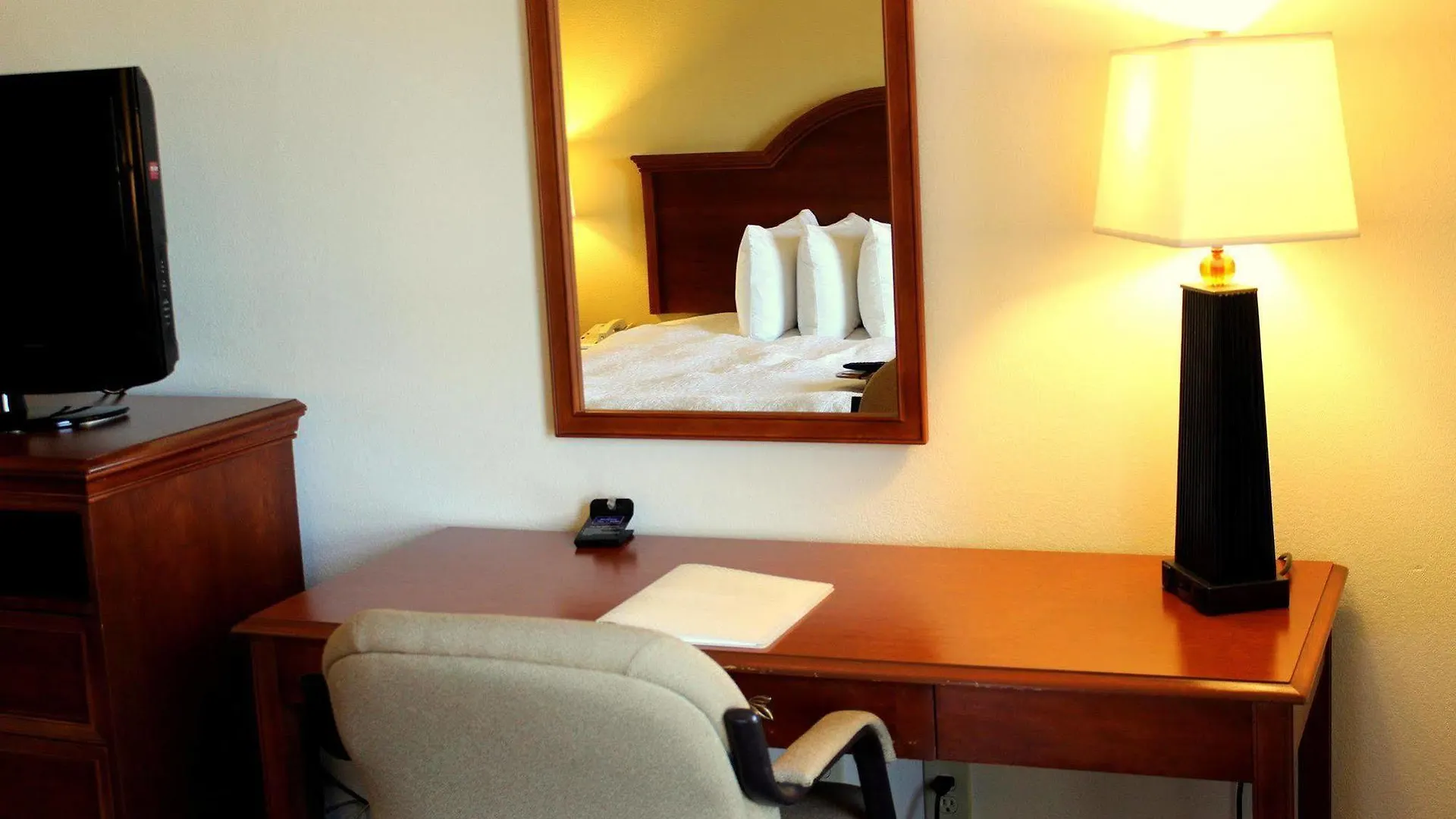 Hampton Inn & Suites Concord-Charlotte 3*, Concord Stati Uniti