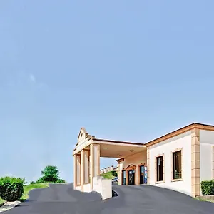 ** Hotel Super 8 By Wyndham Near Downtown / I-40 United States