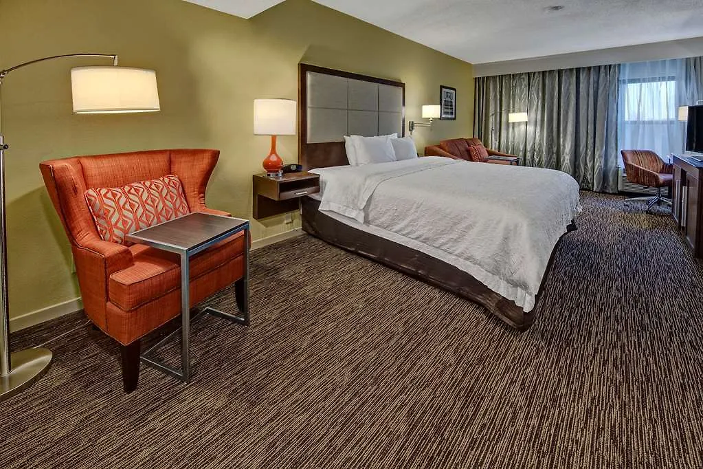 Hampton Inn & Suites Concord-Charlotte Hotel Concord