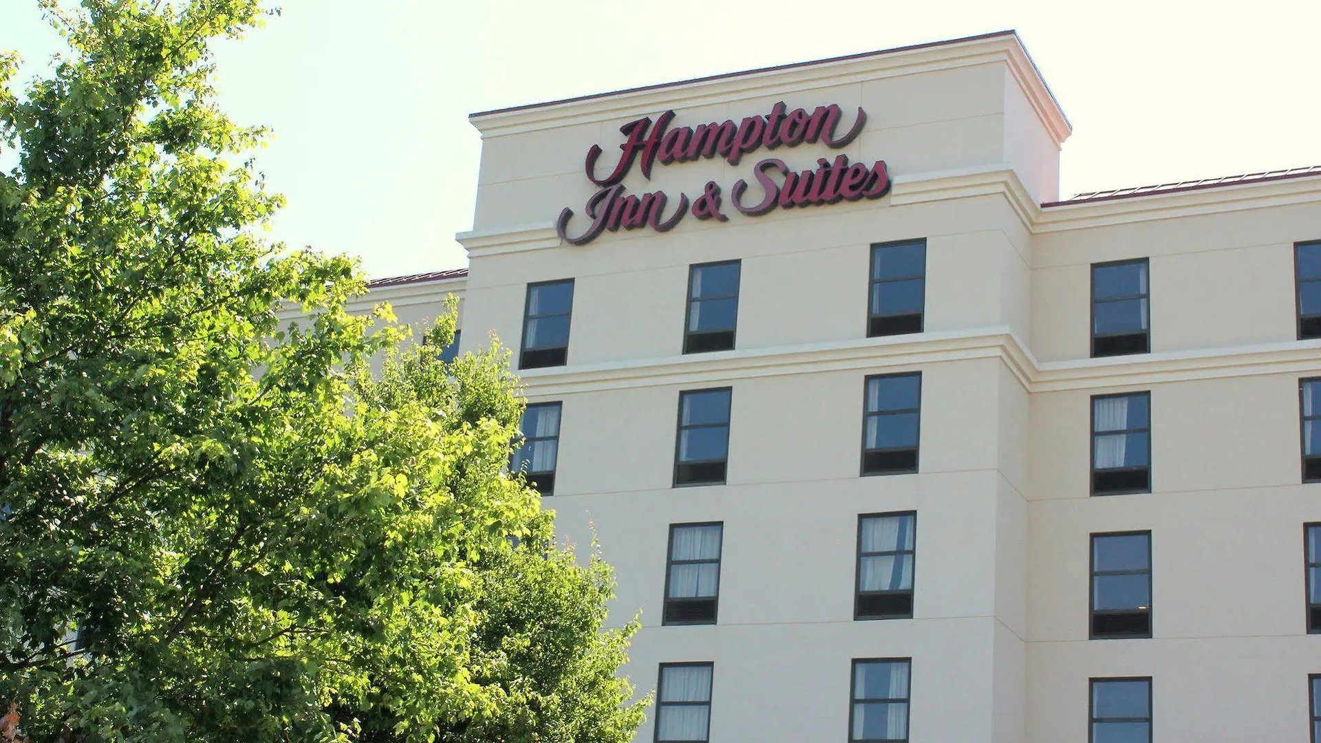 Hampton Inn & Suites Concord-Charlotte 3*, Concord