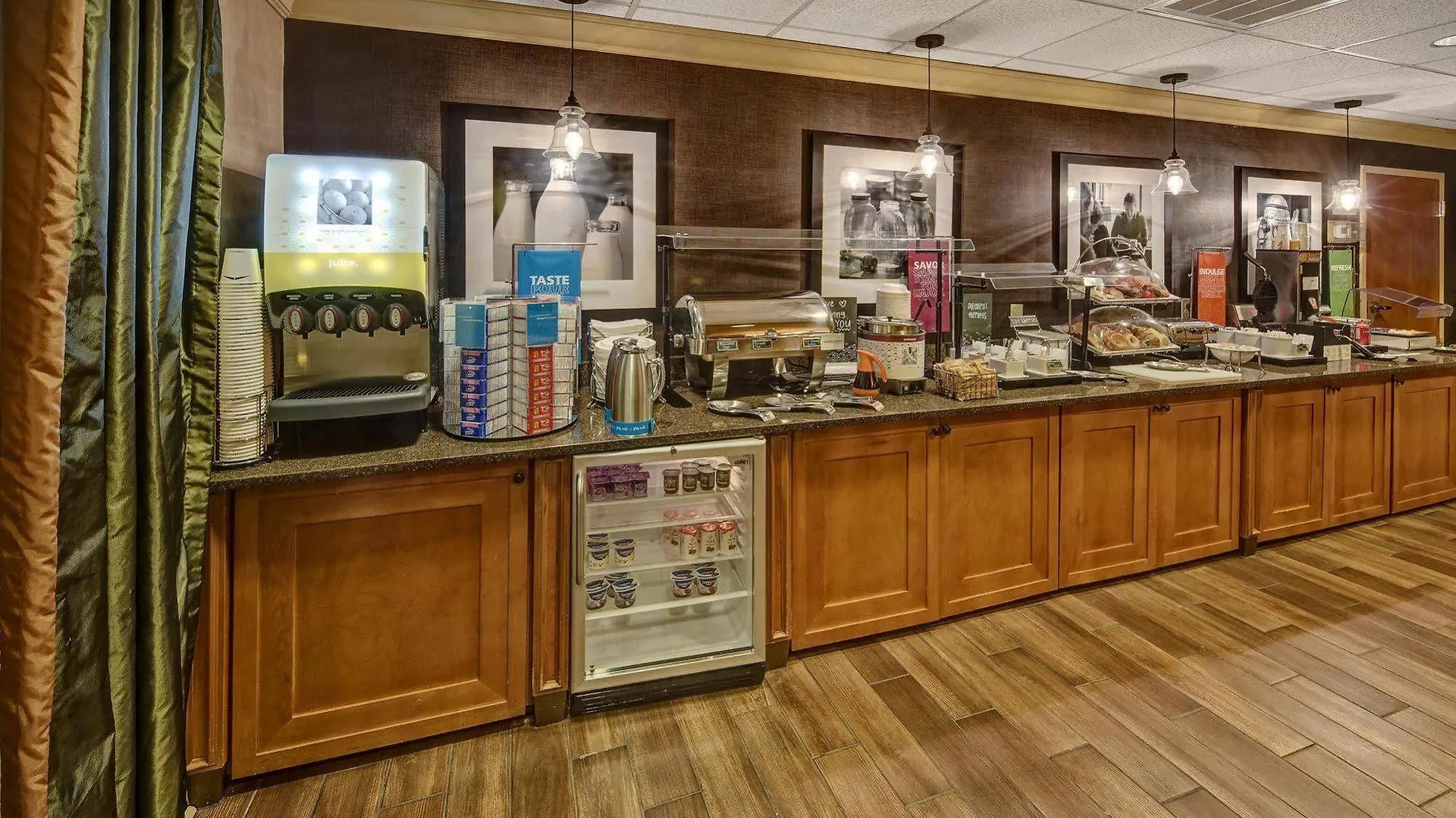 Hampton Inn & Suites Concord-Charlotte Hotel Concord